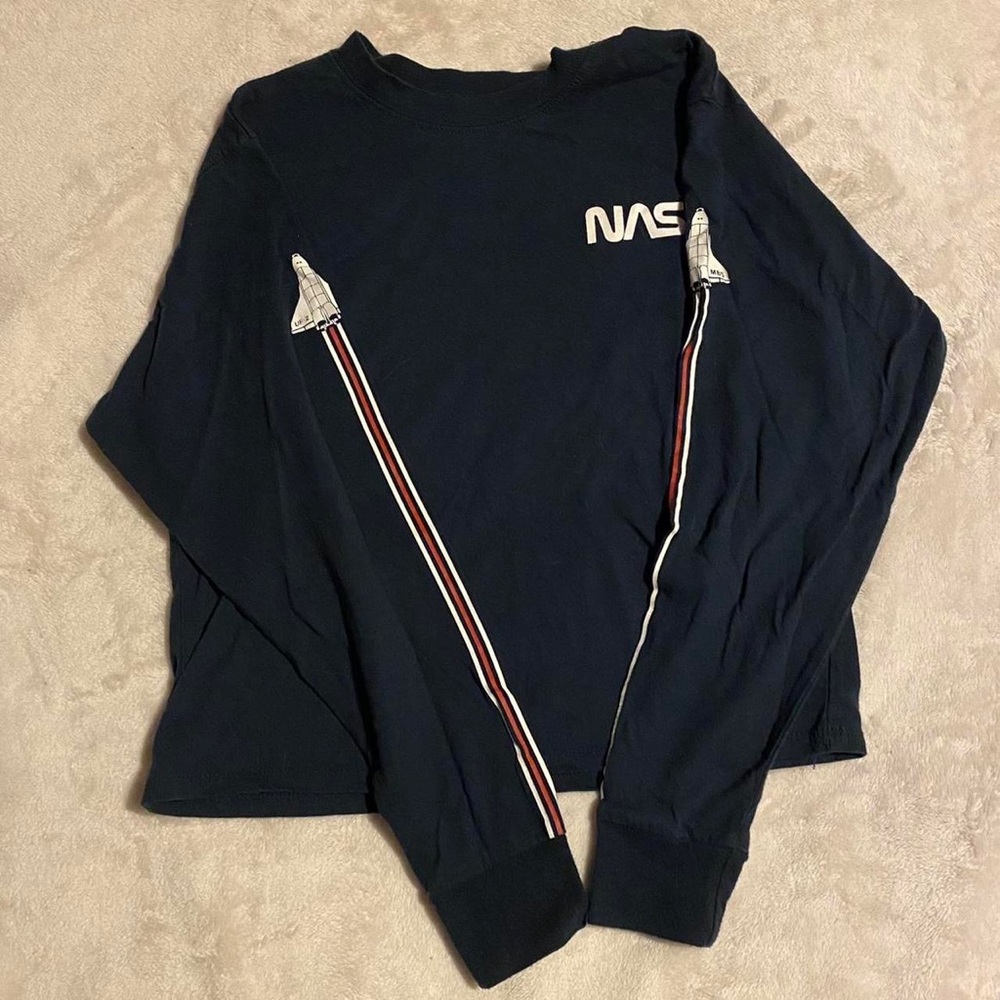 NASA long sleeve tee with ship/stripped sleeves